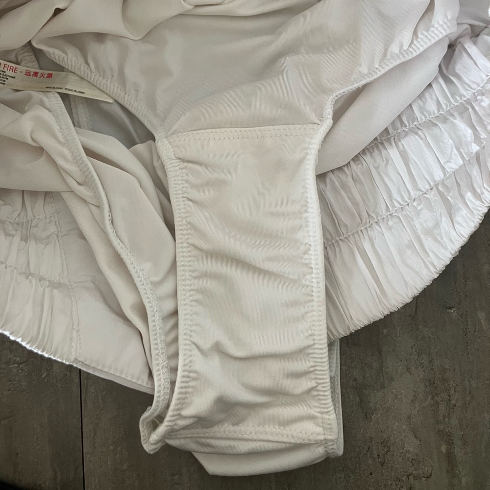 Free People Movement shorts - Picture 6 of 7